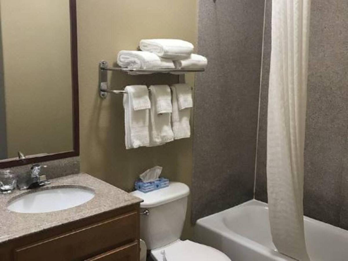 Candlewood By Ihg Hotel